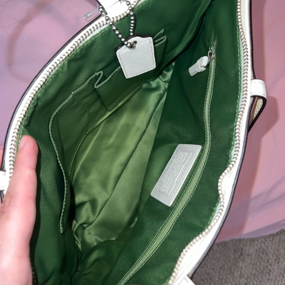 Coach purse - Picture 4 of 5